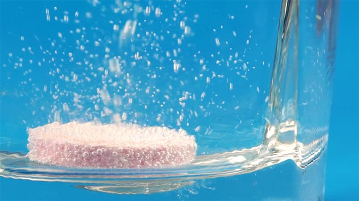 قرص جوشان کلسیم؛ مزایا و نحوه استفاده