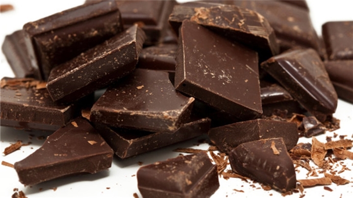 شکلات تلخ بخورید و لاغر شوید!