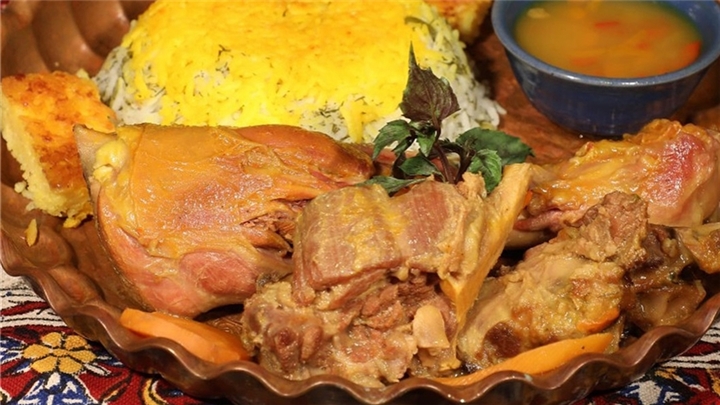 باقالی پلو با گوشت گردن