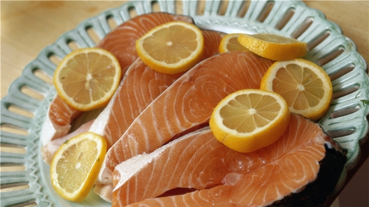 تفاوت سالمون نروژی با قزل -سالمون