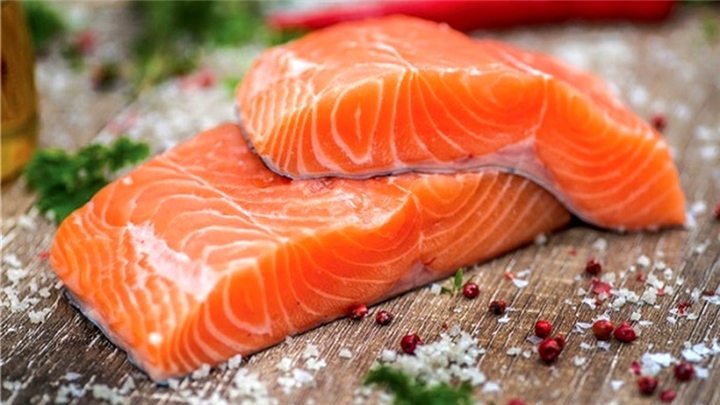 همه چیز درباره ماهی سالمون و تفاوت آن با قزل آلا