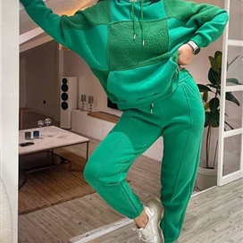 ست هودی و شلوار طرح چهارخونه زنانه اورجینال ترک