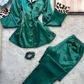ست لباس خواب ساتن حاشیه پلنگی زنانه ترک ویکتوریا سکرت Victoria’s Secret