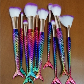 براش 10 تکه طرح ماهی در رنگ بندی جذاب